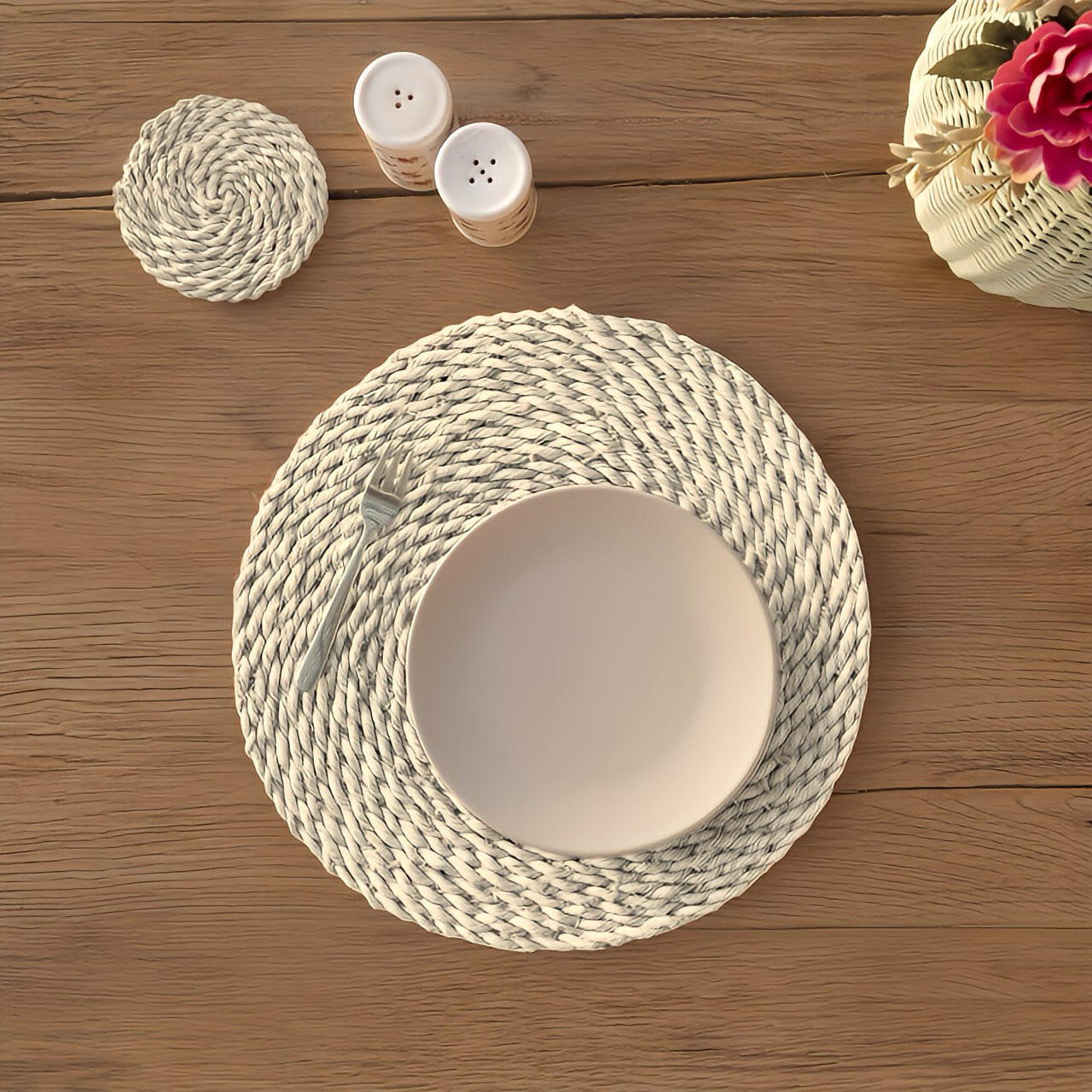 halfa round placemat