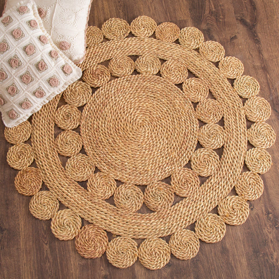 halfa flower shape rug